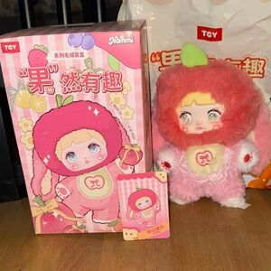 Nommi Interesting Fruits - Apple